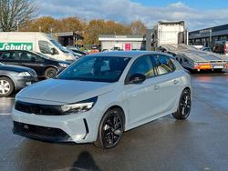 Grau Gebraucht 2024 Opel Corsa Limousine | 18.990 € (Fairer Preis)