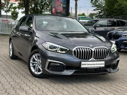 Grau Gebraucht 2021 BMW 118 Luxury Line Kleinwagen | 18.950 € (Superpreis)