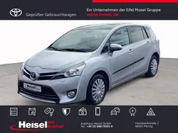 Silber Gebraucht 2017 Toyota Verso Executive Van / Kleinbus | 17.590 € (Fairer Preis)