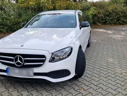 Weiß Gebraucht 2018 Mercedes E300 Kombi | 31.500 € (Teuer)