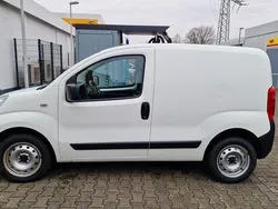 Weiß Gebraucht 2018 Fiat Fiorino Basis Van / Kleinbus | 7.500 € (Fairer Preis)