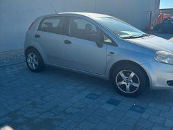 Silber Gebraucht 2006 Fiat Punto Kleinwagen | 1.200 €