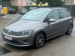Grau Gebraucht 2016 VW Golf Sportsvan LOUNGE Van / Kleinbus | 14.950 € (Fairer Preis)