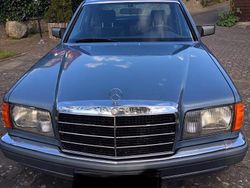 Blau Gebraucht 1986 Mercedes 300 SE Limousine | 15.700 €