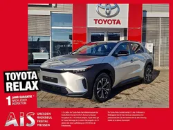 Cosmicsilber metallic Neu 2025 Toyota bZ4X Team SUV | 44.190 € (Teuer)