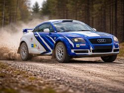 Blau Gebraucht 2001 Audi TT Sport Coupé | 11.499 € (Etwas zu teuer)