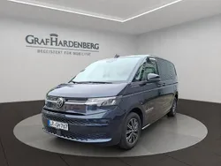 Blau Gebraucht 2024 VW T7 Life Van | 48.790 € (Superpreis)