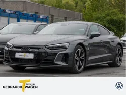 Grau Gebraucht 2021 Audi e-tron GT quattro Design Limousine | 54.980 € (Guter Preis)
