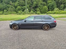 Grau Gebraucht 2014 BMW 530 Performance Kombi | 17.000 € (Fairer Preis)