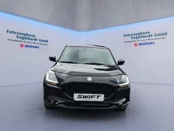 Schwarz Neu 2025 Suzuki Swift Comfort+ Limousine | 21.900 €