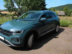 Blau Gebraucht 2022 VW T-Roc Style SUV | 25.900 € (Guter Preis)