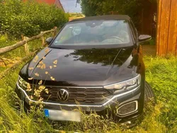 Schwarz Gebraucht 2021 VW T-Roc Cabriolet Cabrio | 25.900 € (Guter Preis)