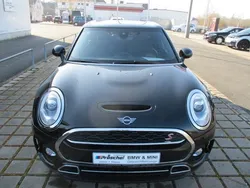 Schwarz Gebraucht 2018 Mini Cooper SD Clubman Kombi | 20.500 € (Fairer Preis)