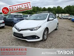 Super white 2 Gebraucht 2016 Toyota Auris Edition-S Limousine | 7.285 € (Guter Preis)