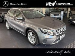 Mountaingrau (metallic) Gebraucht 2019 Mercedes GLA180 Urban SUV | 23.750 € (Etwas zu teuer)
