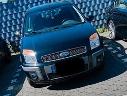 Schwarz Gebraucht 2010 Ford Fusion SUV | 3.200 € (Fairer Preis)