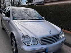 Silber Gebraucht 2005 Mercedes C200 Limousine | 2.490 € (Guter Preis)