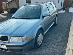 Silber Gebraucht 2002 Skoda Octavia Kombi | 500 € (Superpreis)