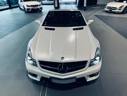 Weiß Gebraucht 2011 Mercedes SL63 AMG AMG Cabrio | 97.500 €