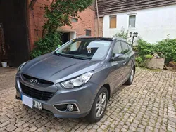 Grau Gebraucht 2012 Hyundai ix35 Premium SUV | 7.000 € (Guter Preis)
