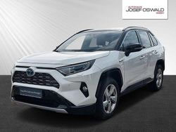 Weiß Gebraucht 2022 Toyota RAV4 Hybrid Style SUV | 35.895 € (Fairer Preis)