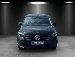 Loparitschwarz Gebraucht 2025 Mercedes 180 Progressive Limousine | 35.581 € (Teuer)