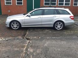 Silber Gebraucht 2010 Mercedes 200 AMG Kombi | 6.999 €