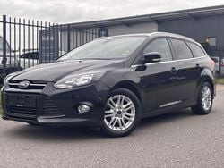 Schwarz Gebraucht 2014 Ford Focus Titanium Kombi | 2.950 € (Superpreis)