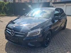 Kosmosschwarz metalliclack Gebraucht 2014 Mercedes A200 AMG Limousine | 11.300 € (Superpreis)