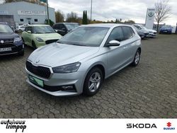 Silber Gebraucht 2021 Skoda Fabia Style Limousine | 16.880 € (Fairer Preis)