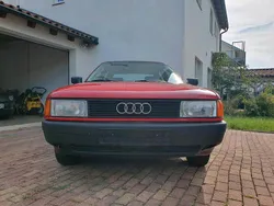 Rot Gebraucht 1989 Audi 80 Limousine | 1.350 €