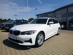 Weiß Gebraucht 2019 BMW 320 Kombi | 23.650 € (Teuer)