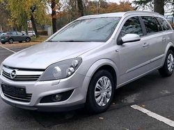Silber Gebraucht 2007 Opel Astra Kombi | 1.700 € (Guter Preis)