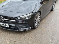 Schwarz Gebraucht 2020 Mercedes CLA250 Shooting Brake AMG line Kombi | 25.000 €