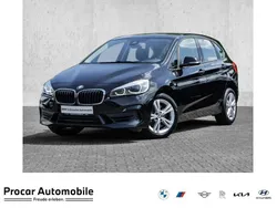 Schwarz Gebraucht 2021 BMW 220 Sport Line Van / Kleinbus | 25.990 € (Guter Preis)