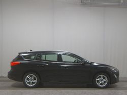 Schwarz Gebraucht 2020 Ford Focus Cool & Connect Kombi | 13.980 € (Superpreis)
