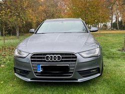 Grau Gebraucht 2014 Audi A4 Kombi | 8.600 € (Superpreis)