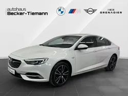 Weiß Gebraucht 2019 Opel Insignia Innovation Limousine | 15.966 € (Fairer Preis)