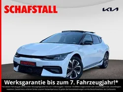 Weiss ((swp) snow white pearl m) Gebraucht 2022 Kia EV6 4 SUV | 34.979 € (Fairer Preis)