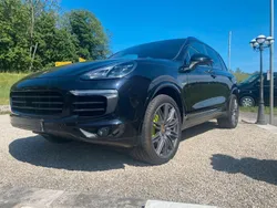 Porsche Cayenne S E-Hybrid