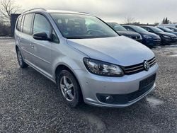 Silber Gebraucht 2011 VW Touran Comfortline Van / Kleinbus | 8.490 € (Fairer Preis)