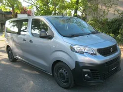 Grau Gebraucht 2022 Peugeot Expert Van | 23.890 € (Etwas zu teuer)