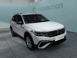 Weiß Gebraucht 2024 VW Tiguan Life SUV | 42.190 € (Teuer)