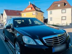 Schwarz Gebraucht 2009 Mercedes E350 AMG Limousine | 8.000 € (Fairer Preis)