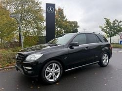 Schwarz Gebraucht 2011 Mercedes ML350 SUV | 13.950 € (Guter Preis)