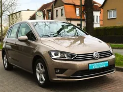 Pyramid gold metallic Gebraucht 2015 VW Golf Sportsvan Highline Van / Kleinbus | 11.900 € (Fairer Preis)