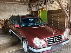 Rot Gebraucht 1997 Mercedes A200 Avantgarde Kombi | 2.599 €