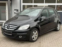 Schwarz Gebraucht 2010 Mercedes B160 Van / Kleinbus | 3.500 € (Guter Preis)