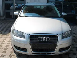 Silber Gebraucht 2008 Audi A3 Attraction Limousine | 2.990 € (Superpreis)