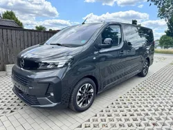 Grau Gebraucht 2024 Opel Zafira Life Van | 40.500 € (Guter Preis)